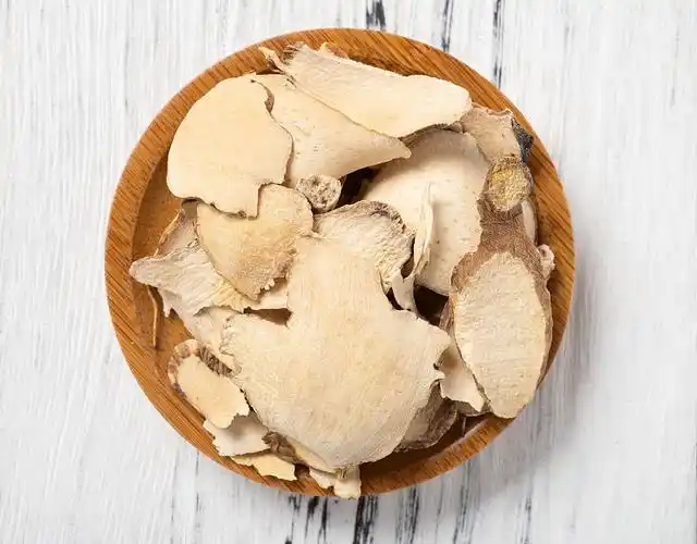 粉萆薢（bì xiè）